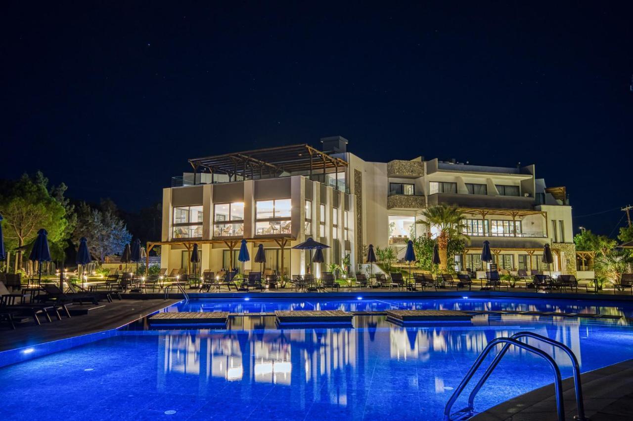 Atalanti Boutique Hotel - Adults Only ฟาลิรากี ภายนอก รูปภาพ